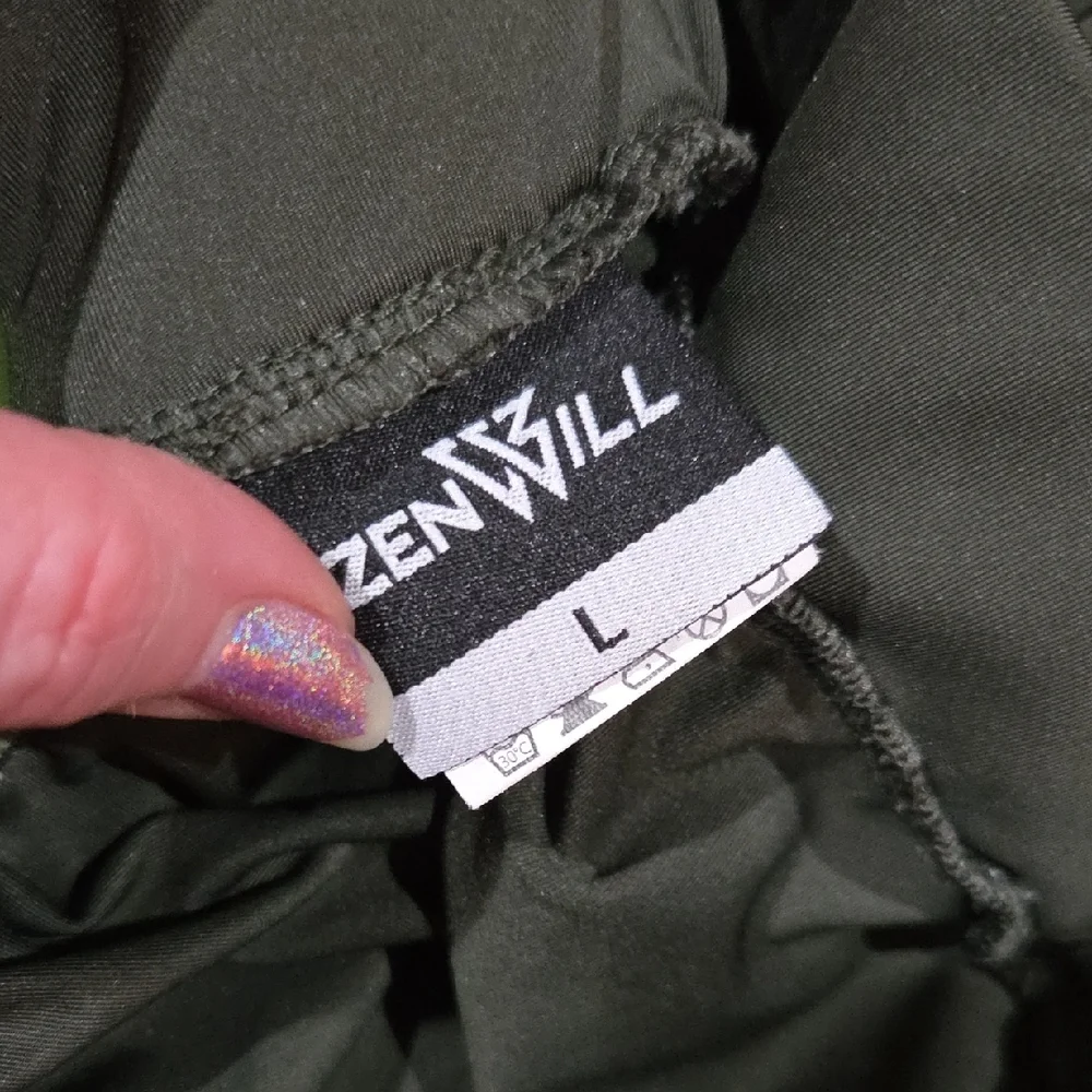 Zen Will Men's Dark Green Jogger Pants with Black Accents - Picture 4 of 8